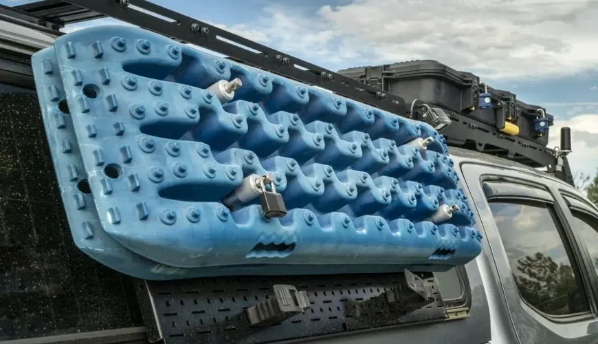 boczy stojak transportowy na samochodzie